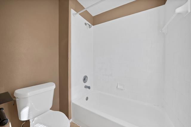 Building Photo - 115 Walnut Dr