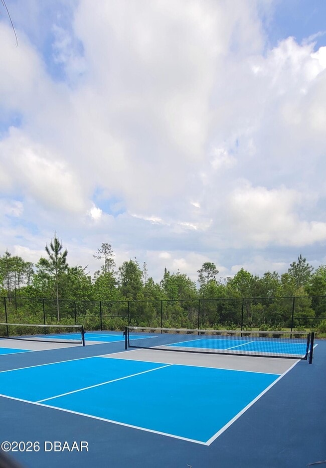 Building Photo - 542 Armoyan Wy