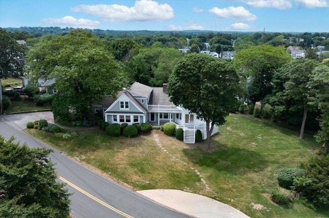 Building Photo - 26 Bel Air Rd