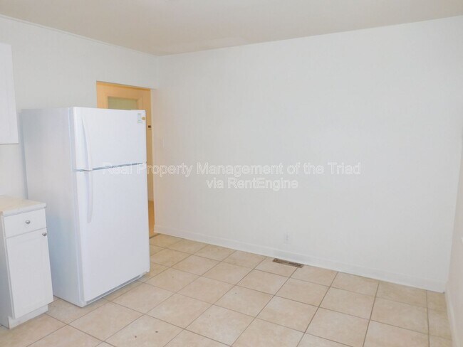 Building Photo - 1514 Gholson Ave S East