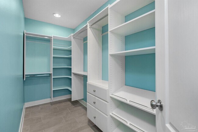 Building Photo - 2081 Seagrape Dr