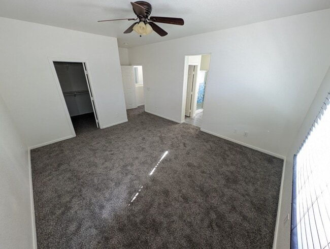 Building Photo - 7593 Perla Del Mar Ave