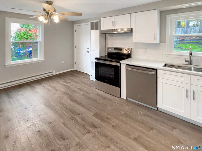 Building Photo - 58 Doman Dr
