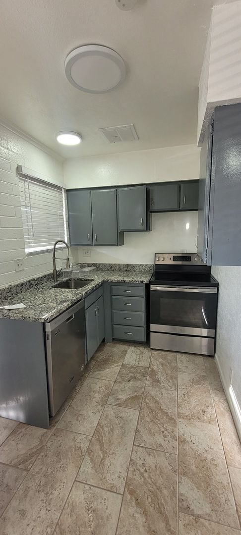 Building Photo - NEW Fall/Winter Contracts available - August to April, 2-Bedroom Apartment, Close to BYU campus