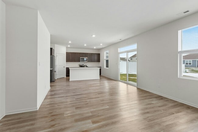 Building Photo - 10310 Morse Pl