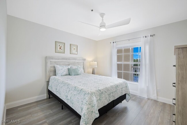 Building Photo - 4130 Bayhead Dr