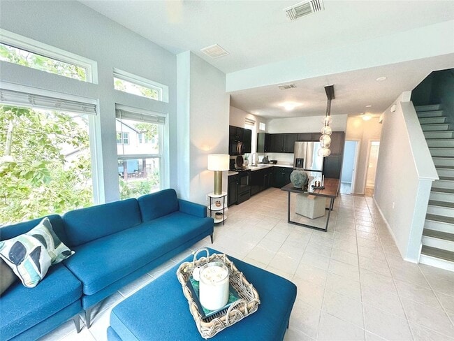 Building Photo - 4323 Nitschke St