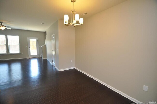 Building Photo - 209 Brier Crossings Loop