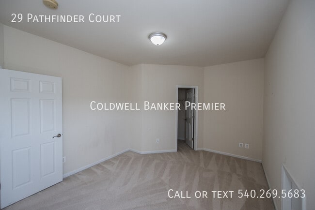 Building Photo - 29 Pathfinder Ct