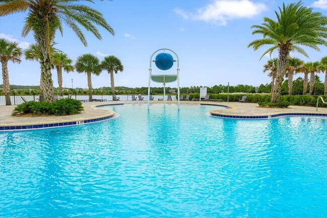 Building Photo - 256 Vivian James Dr