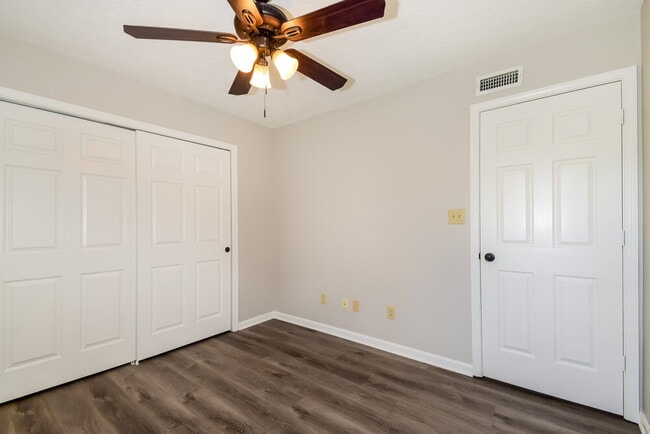 Building Photo - 1820 Beckenbauer Ln