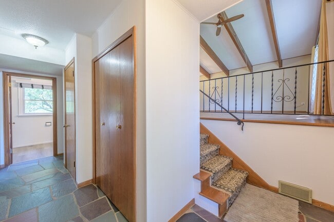 Building Photo - Rare 3 bed 3 bath home in new hope!!!
