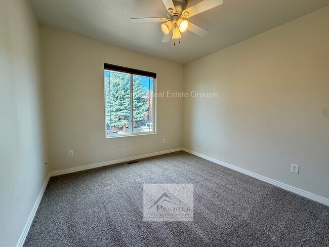 Building Photo - 2225 Stepping Stones Way