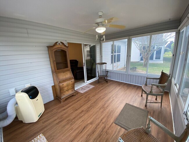 Building Photo - SEASONAL RENTAL or ANNUAL LEASE in The Village of Duval 2 Beds, 2 Bath + den home, Pets OK.