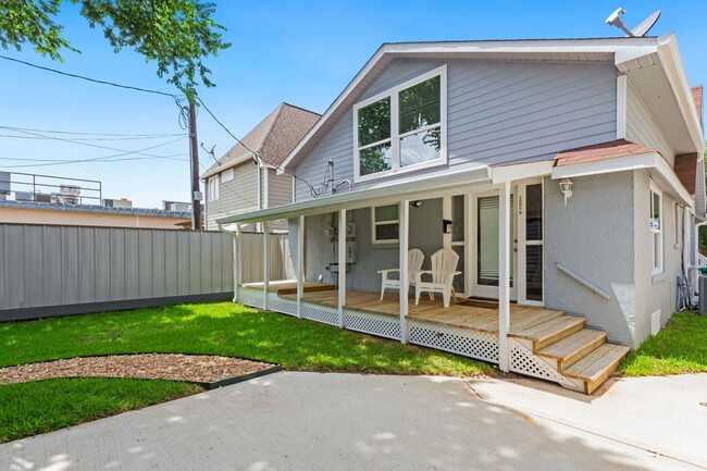 Building Photo - 2005 Portsmouth St