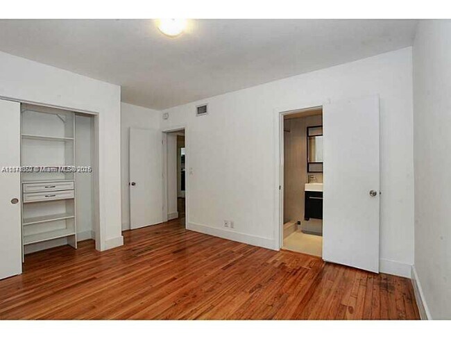 Building Photo - 1125 9th St