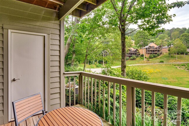 Building Photo - 220 Stoney Fls Lp