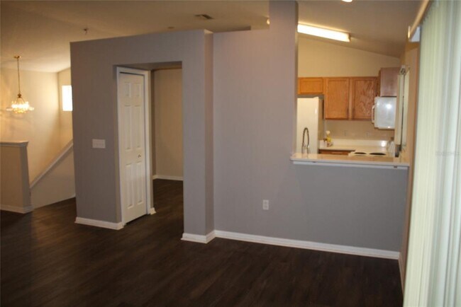 Building Photo - 6309 Rosefinch Ct