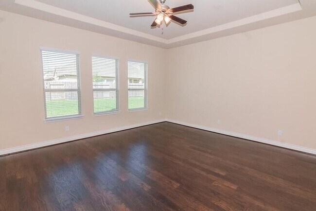 Building Photo - 25618 Fleming Lodge Ln