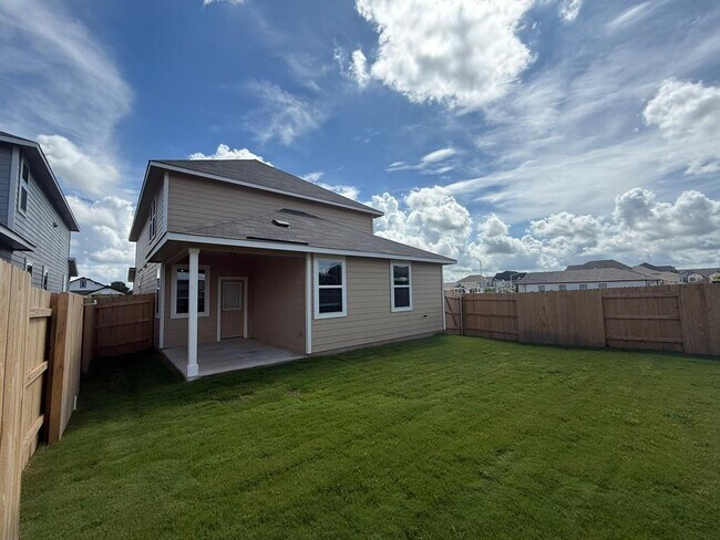 Building Photo - 2713 Totley Rd