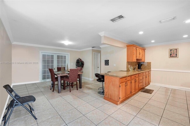 Building Photo - 1054 SW 124th Ct