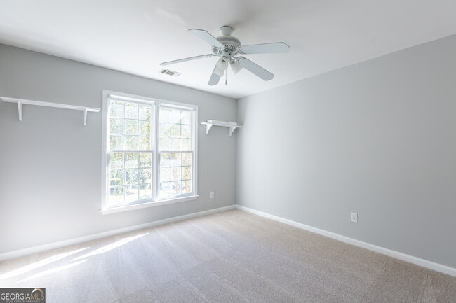 Building Photo - 1748 Christiana Dr