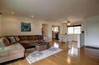 Building Photo - 3639 San Remo Dr