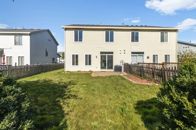 Building Photo - 21419 Frost Ct