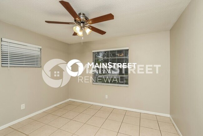 Building Photo - 3 Bedroom Pet-Friendly Home in Palm Bay, F...