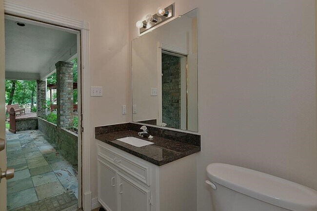 Building Photo - 70 N Skyflower Ct