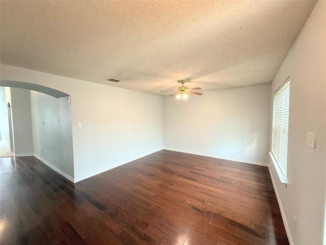 Building Photo - 4275 Cave Cove Ct
