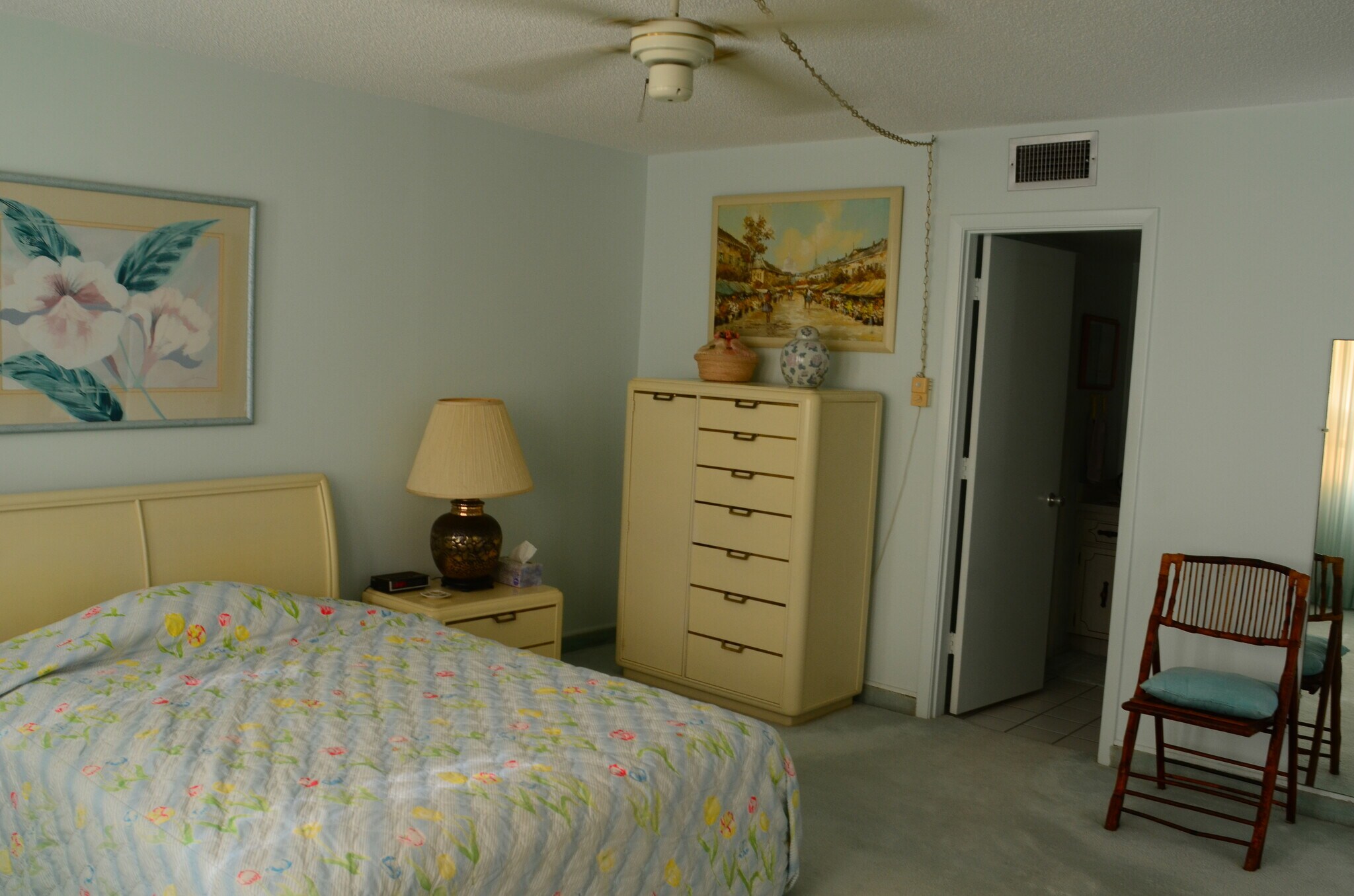 Building Photo - 7665 Sun Island Dr S