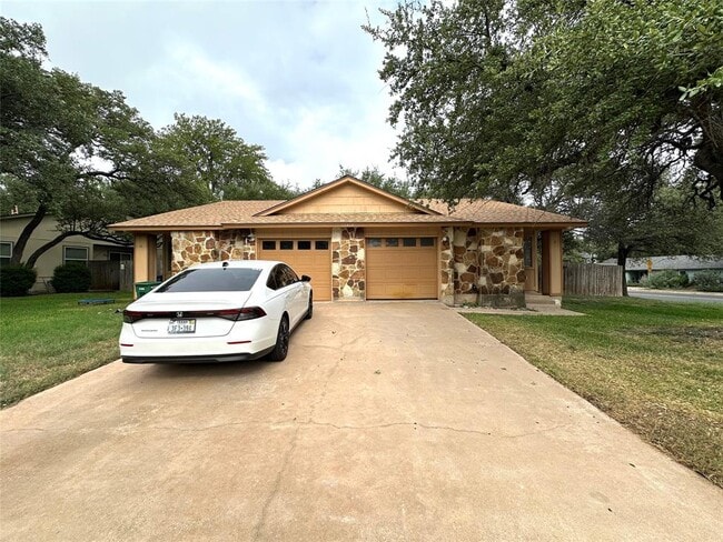 Primary Photo - 12418 Coronet St