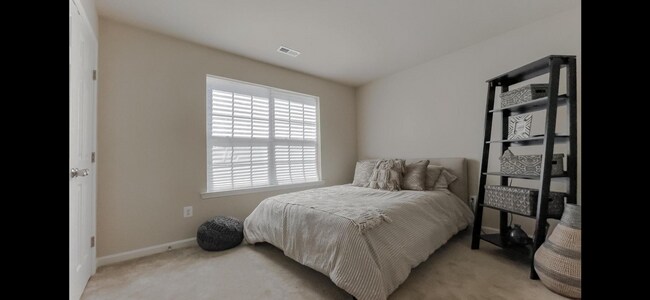 Building Photo - 13311 Windjammer Ct