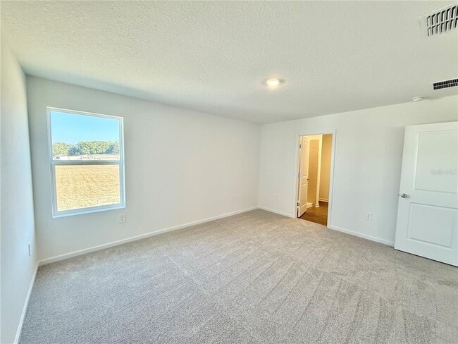 Building Photo - 3783 NE 30th Ter