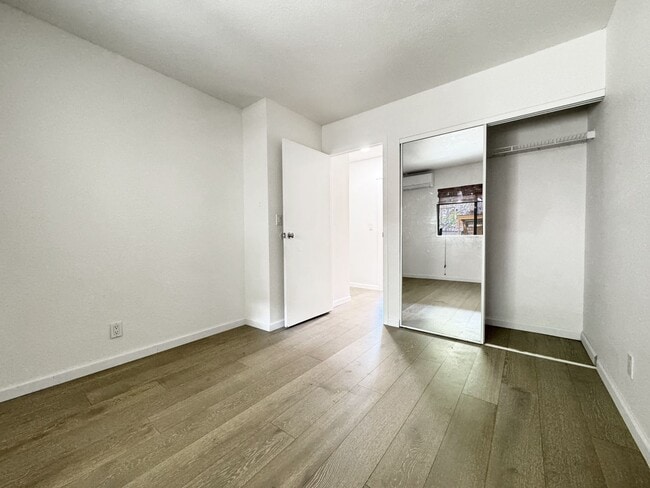 Building Photo - Pet Friendly Kailua Townhouse with A/C