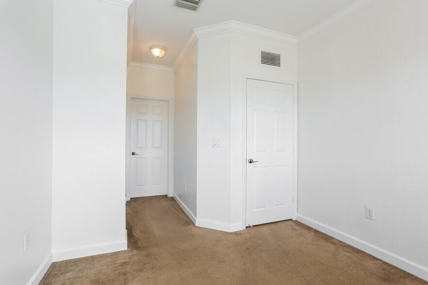 Building Photo - 2998 NW 36th Ter