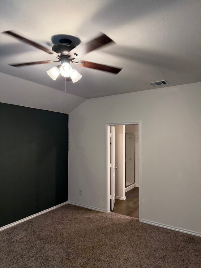 Building Photo - 107 Seabiscuit Rd