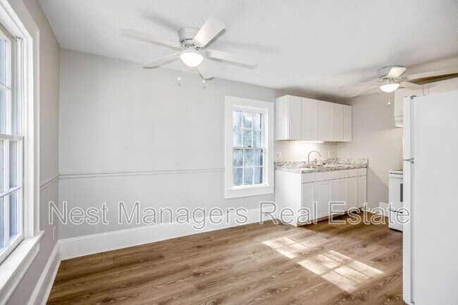 Building Photo - 210 Sedberry St