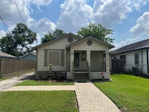 Building Photo - 1216 Northwood St