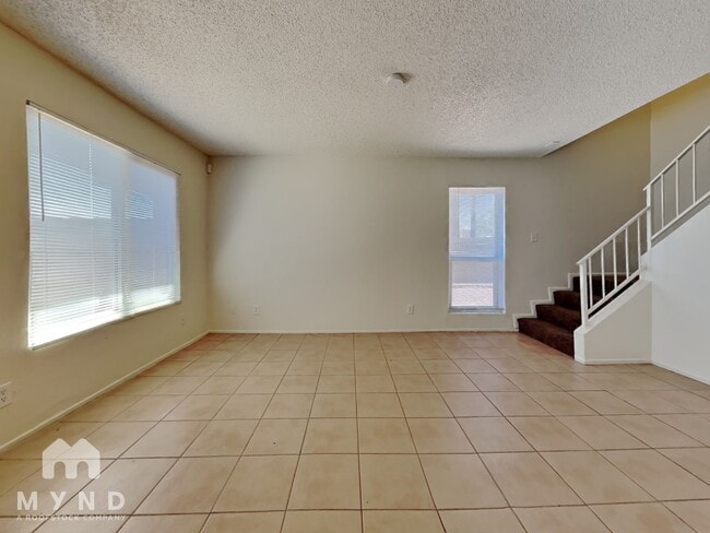 Building Photo - 5308 W Belleview St