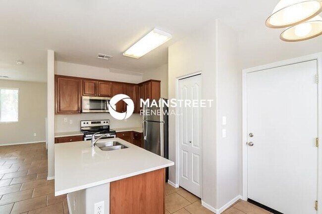 Building Photo - 4 Bedroom Pet-Friendly Home in Tolleson, AZ with Main Street Renewal