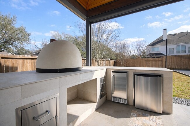 Building Photo - 3803 Shadow Royal Dr