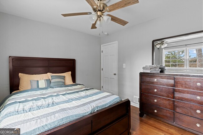 Building Photo - 3727 Calmer Cir