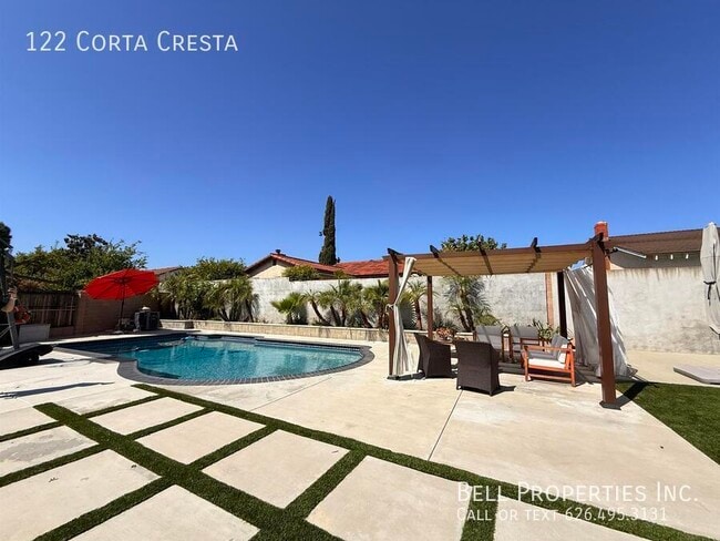 Building Photo - 122 Corta Cresta Dr