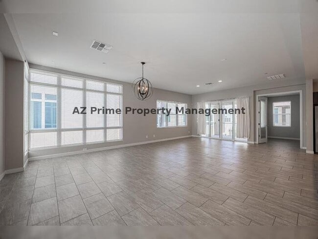 Building Photo - 9001 E San Victor Dr