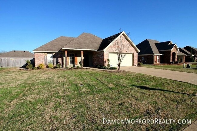 Building Photo - 614 Oak Park Cir