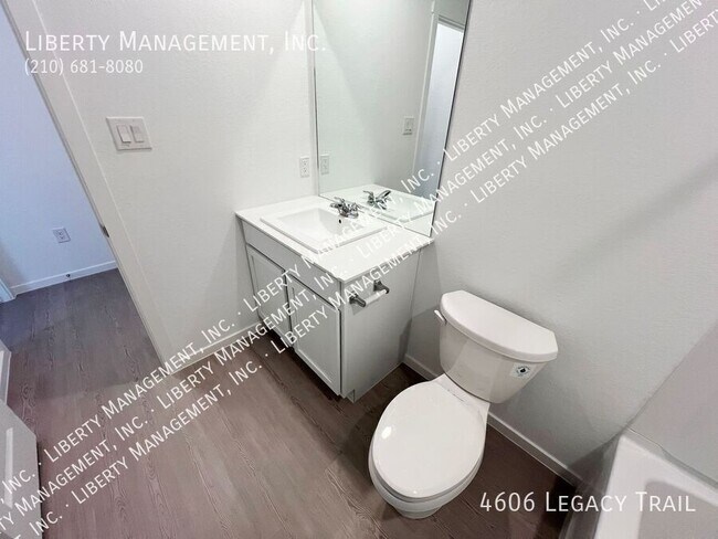Building Photo - 4606 Legacy Trl