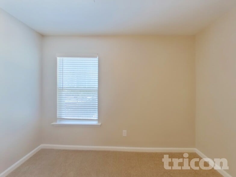 Building Photo - 234 Chestnut Oak Ln