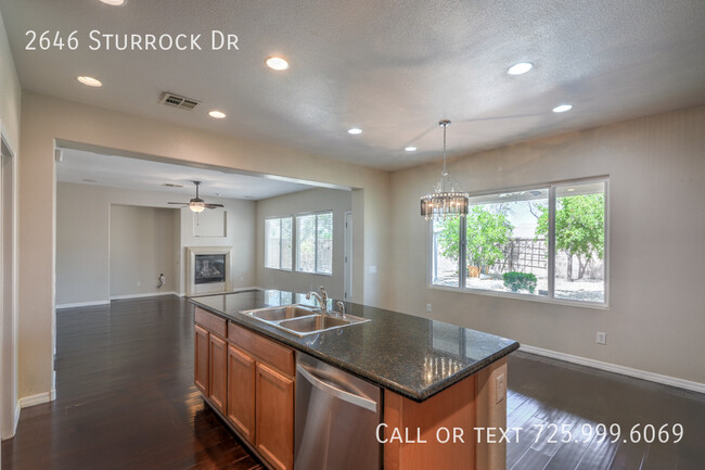 Building Photo - 2646 Sturrock Dr